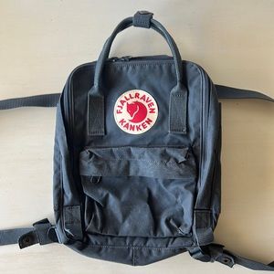 Fjallraven Kanken Mini Backpack | graphite